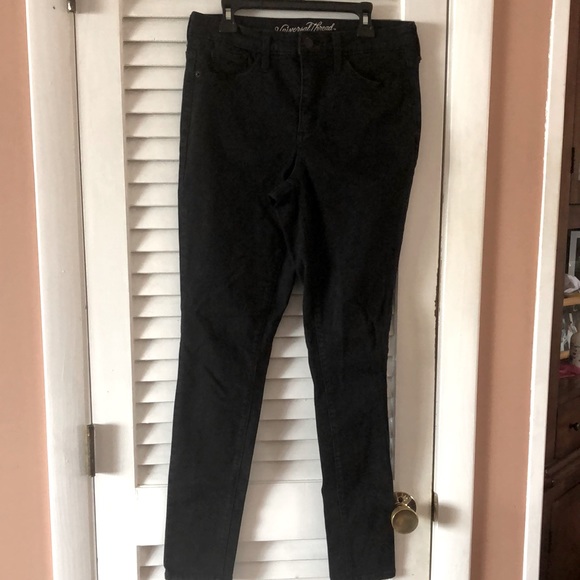 Universal Thread Denim - “EUC “ Universal Thread Black Jeans